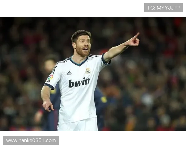 复盘皇马1-1赫罗纳:后防空档打不起精神,混乱中场阿隆索要负责